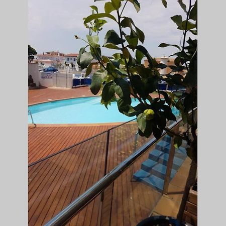 Appart Residence De Standing Calme Avec Piscine Roses Luaran gambar