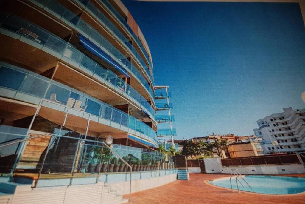 Appart Residence De Standing Calme Avec Piscine Roses Luaran gambar